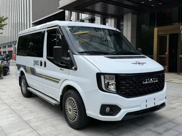 Ford Transit Custom 2022 Model 2.0T Diesel Gran Passenger car Short axis Low top 6 seat JX4D20A6H – фото 3
