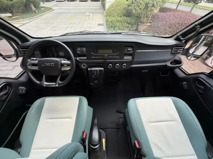 Ford Transit Custom 2022 Model 2.0T Diesel Gran Passenger car Short axis Low top 6 seat JX4D20A6H – фото 8