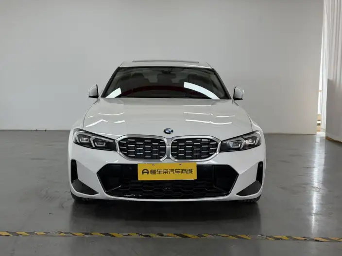 BMW 3 Series 2023 Model 325Li M Sports Set – фото 2