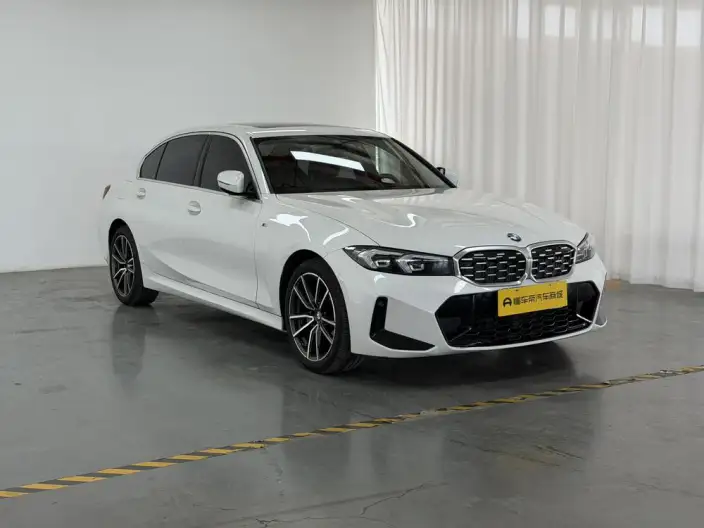 BMW 3 Series 2023 Model 325Li M Sports Set – фото 3