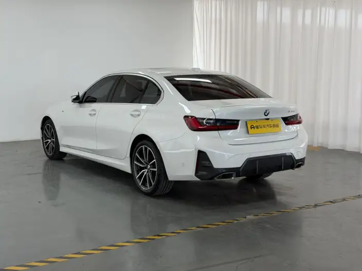 BMW 3 Series 2023 Model 325Li M Sports Set – фото 5