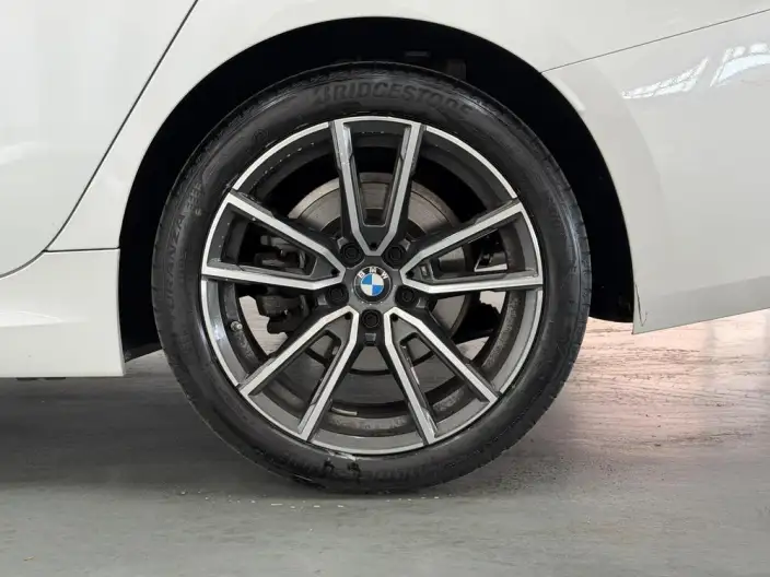 BMW 3 Series 2023 Model 325Li M Sports Set – фото 9