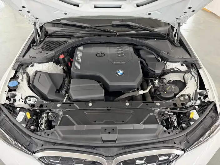 BMW 3 Series 2023 Model 325Li M Sports Set – фото 10