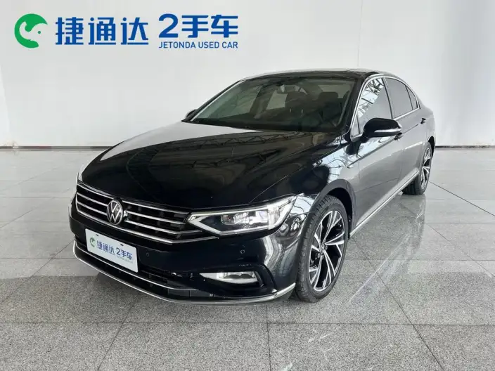 Volkswagen Magotan 2021 Model 330TSI DSG 30th Anniversary Memorial Edition