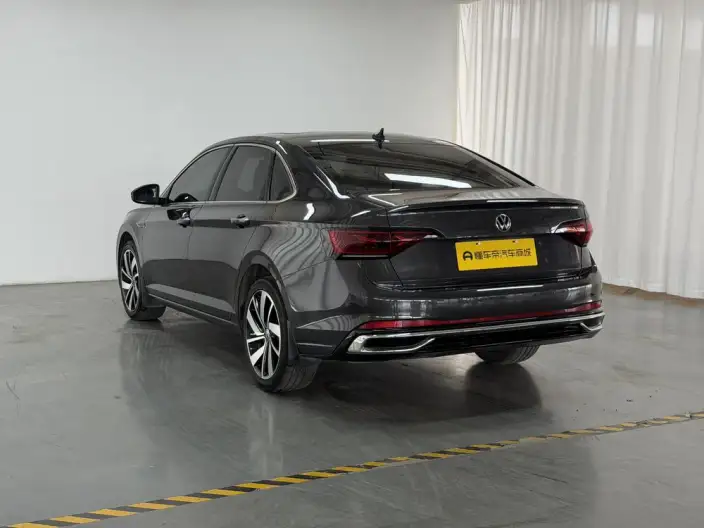 Volkswagen Sagitar 2025 Model 300TSI DSG Beyond Edition – фото 5