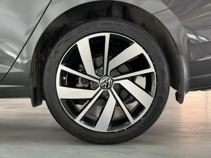 Volkswagen Sagitar 2025 Model 300TSI DSG Beyond Edition – фото 9