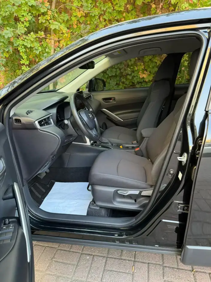 Toyota Corolla Cross 2024 Model 2.0L Intelligent Hybrid Elite Edition – фото 8