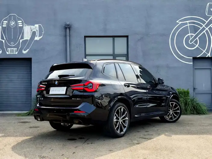 BMW X3 2023 Model xDrive30i Leading Model M Night Set – фото 5