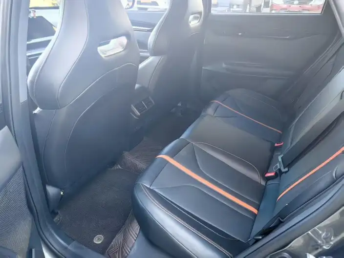 Changan UNI-V 2024 Model 1.5T Exclusive Model – фото 9
