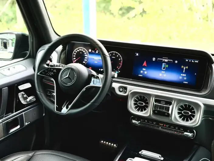 Mercedes-Benz G-Class 2025 Model G 500 – фото 10