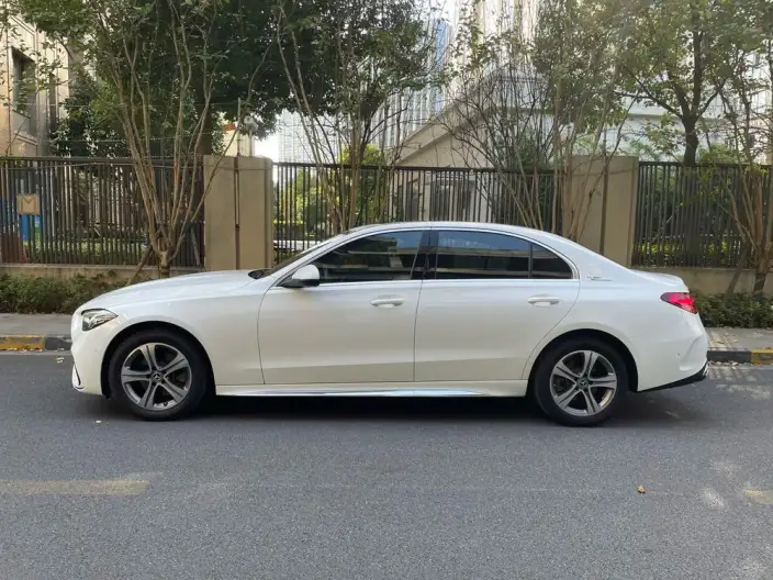 Mercedes-Benz C-Class 2022 Model Facelift C 200 L Sports Edition – фото 4