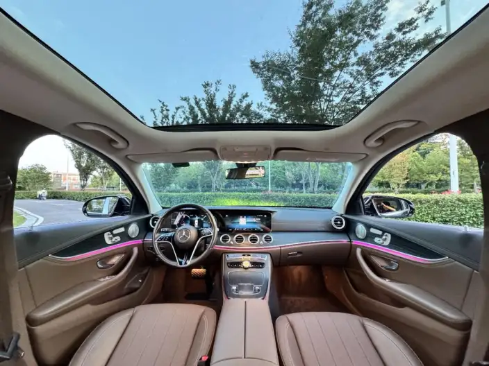 Mercedes-Benz E-Class 2023 Model E 300 L Luxury Model sedan – фото 5