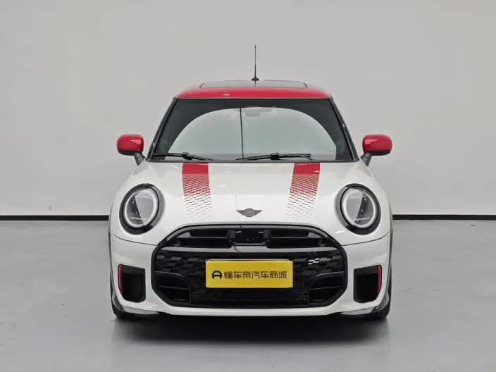 MINI JCW 2025 Model JOHN COOPER WORKS – фото 2