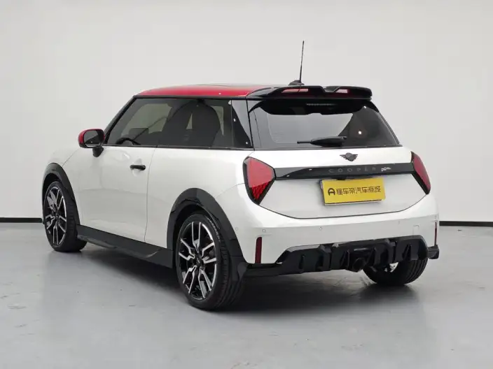 MINI JCW 2025 Model JOHN COOPER WORKS – фото 5