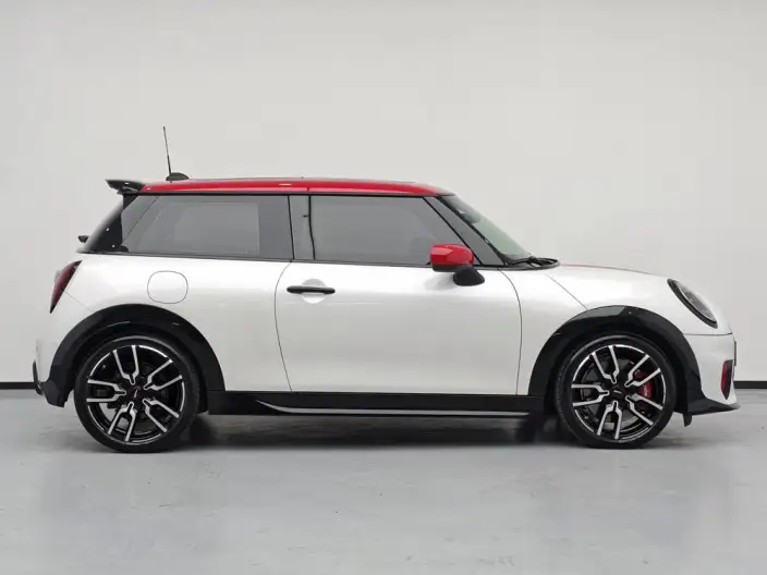 MINI JCW 2025 Model JOHN COOPER WORKS – фото 8