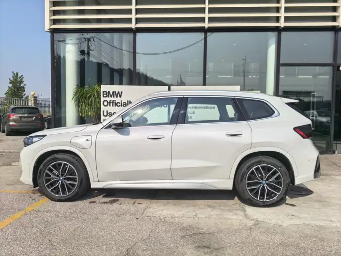 BMW iX 1 2025 Model eDrive25L M Sports Set