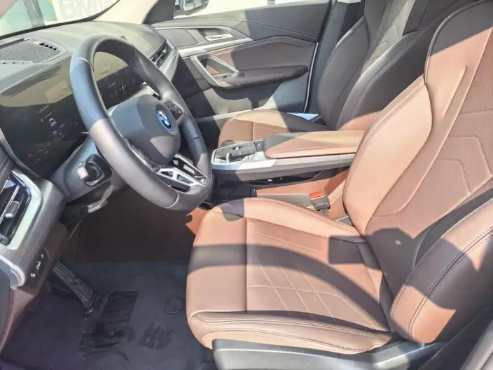 BMW iX 1 2025 Model eDrive25L M Sports Set – фото 10