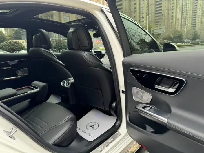 Mercedes-Benz C-Class 2022 Model Facelift C 260 L Sports Edition – фото 10