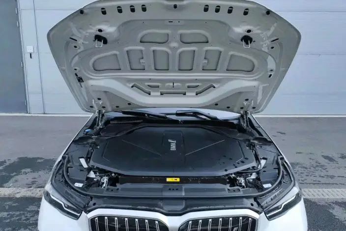 BMW i5 2025 Model eDrive40L M Sports Set – фото 8