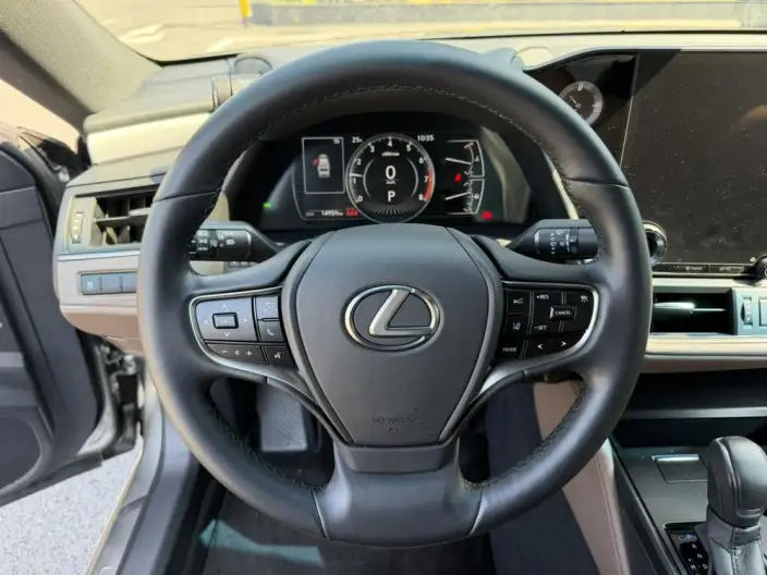 Lexus ES 2025 Model 200 Premium – фото 10
