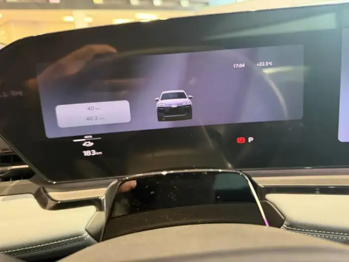 AUDI Q6L e-tron 2026 Model First Edition Pilot Edition – фото 6