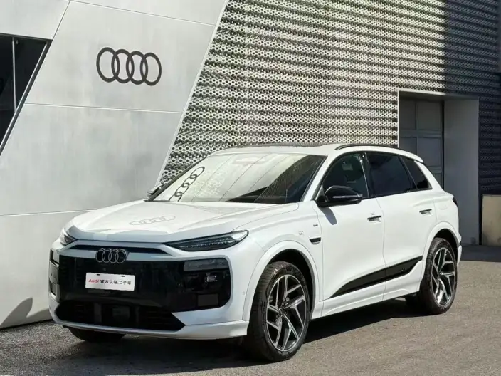AUDI Q6L e-tron 2026 Model First Edition Pilot Edition