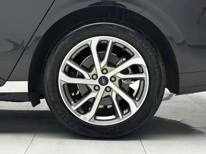 Ford Mondeo 2022 Model Facelift EcoBoost 245 Luxury Model – фото 9