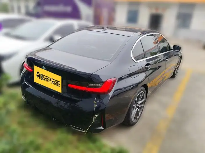 BMW 3 Series 2023 Model 325Li M Sports Set
