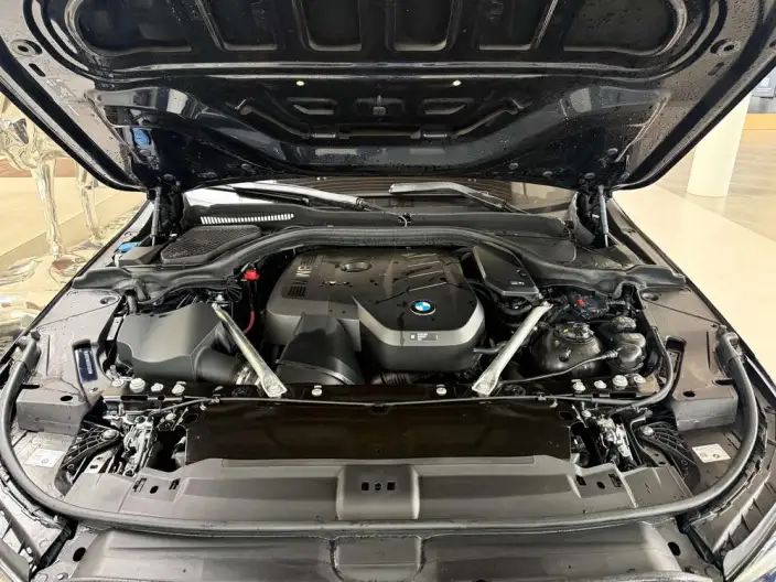 BMW 5 Series 2024 Model 530Li Exclusive Model M Sports Set – фото 7