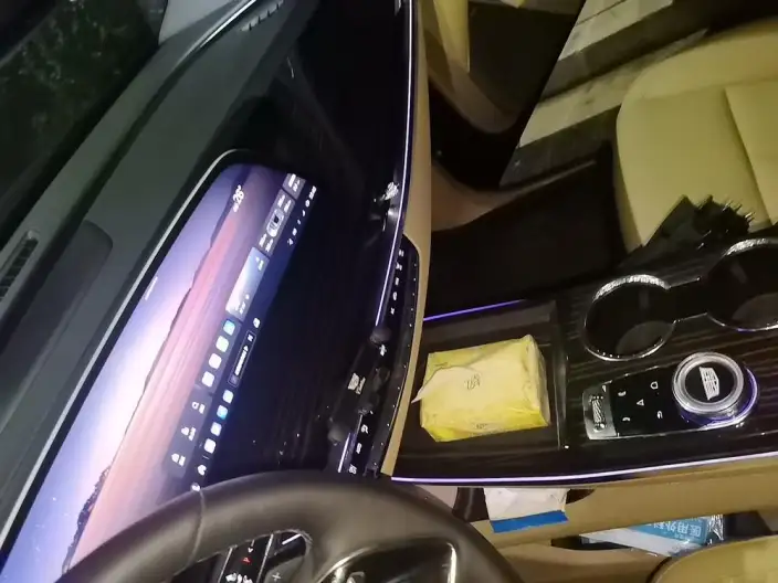 Cadillac XT5 2025 Model 28T 4WD Noble Model – фото 8
