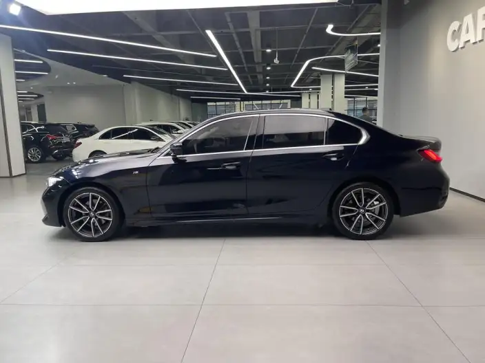 BMW 3 Series 2023 Model 325Li M Sports Set
