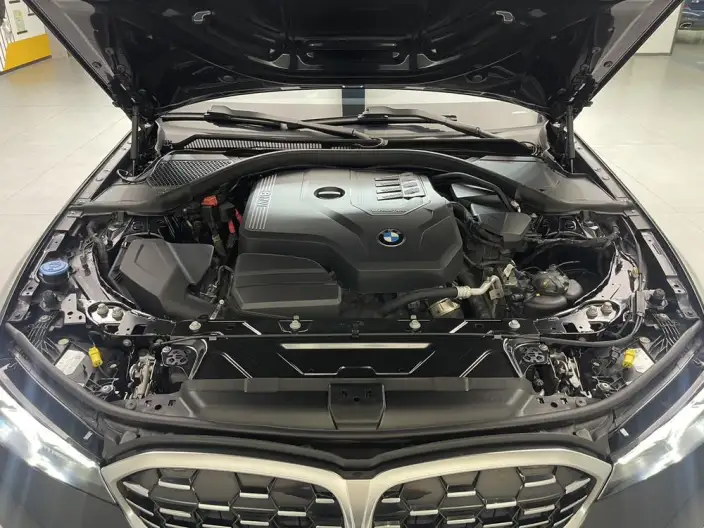 BMW 3 Series 2023 Model 325Li M Sports Set – фото 10