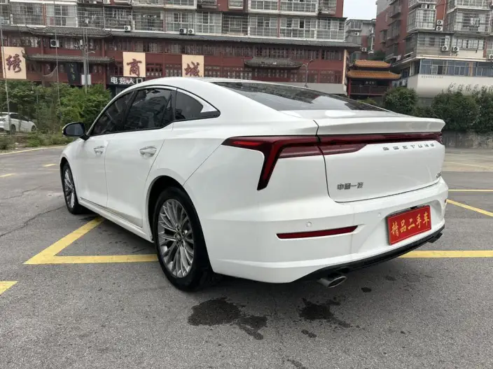 BESTUNE B70 2023 Model Third generation 1.5T Automatic Enjoy Edition Model 70th Anniversary Memorial Edition
