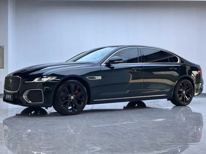 Jaguar XFL 2024 Model 2.0T P250 2WD Exclusive Deluxe Edition
