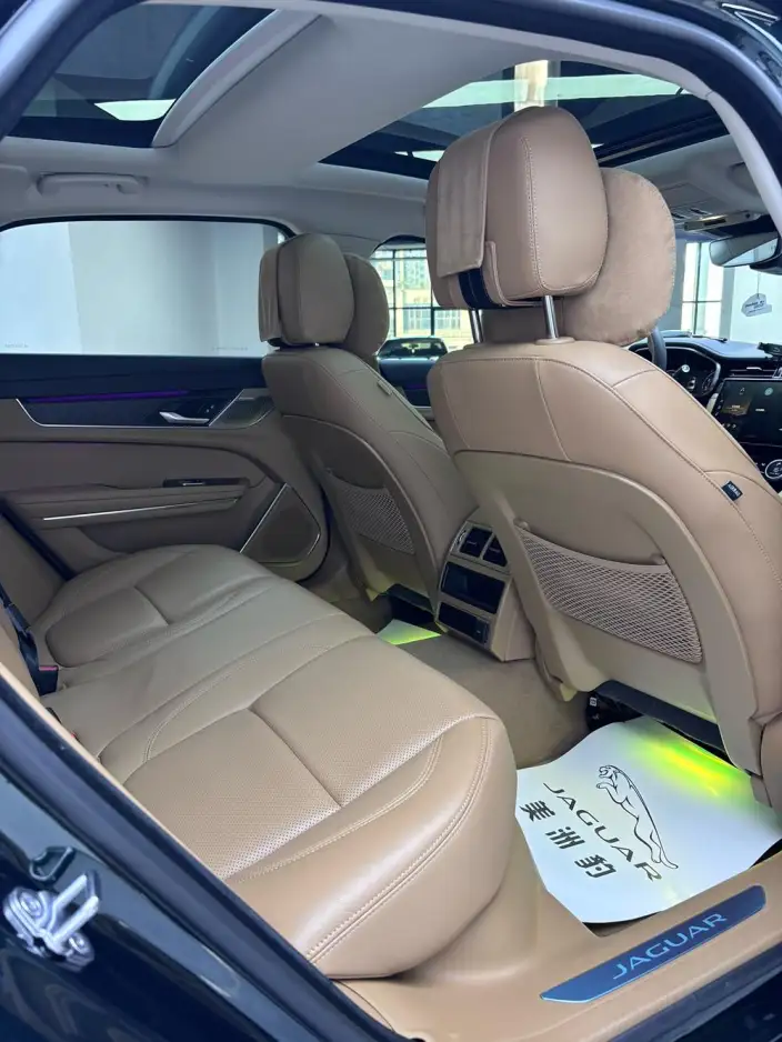 Jaguar XFL 2024 Model 2.0T P250 2WD Exclusive Deluxe Edition – фото 9