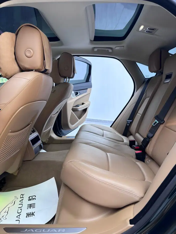 Jaguar XFL 2024 Model 2.0T P250 2WD Exclusive Deluxe Edition – фото 10