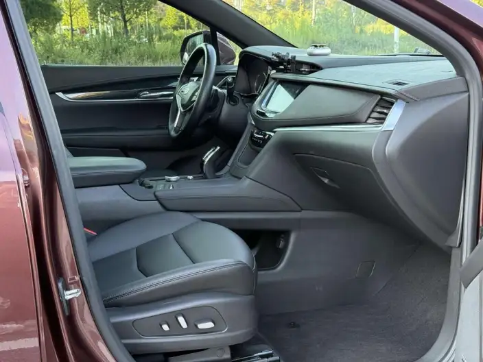 Cadillac XT5 2022 Model 2.0T 4WD Luxury Model – фото 7