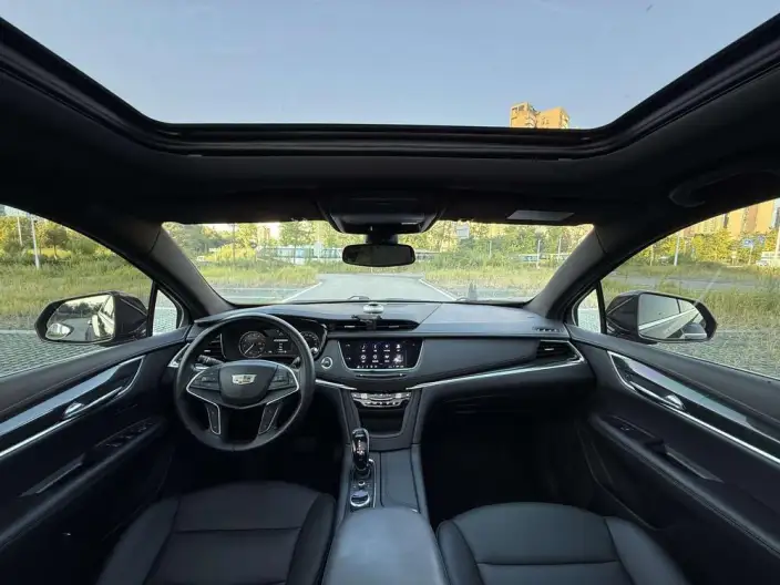 Cadillac XT5 2022 Model 2.0T 4WD Luxury Model – фото 9