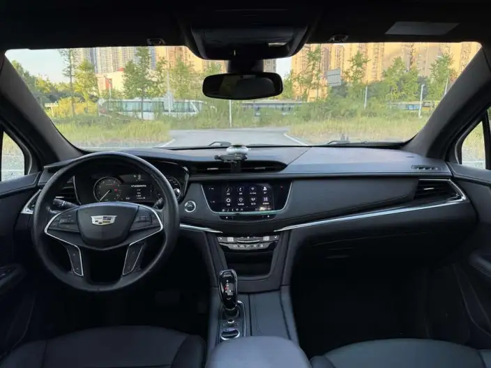 Cadillac XT5 2022 Model 2.0T 4WD Luxury Model – фото 10