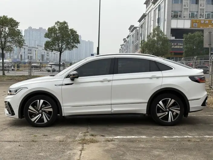 Tiguan X 2022 Model 330TSI Ultimate Edition