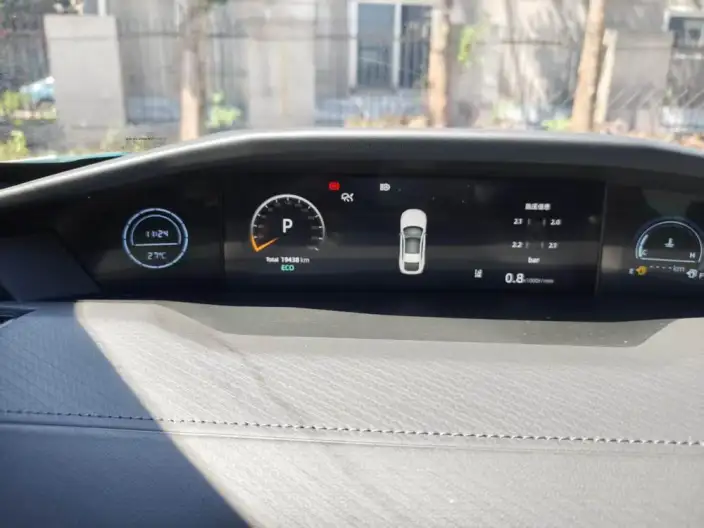 Changan UNI-V 2024 Model 1.5T Noble Model – фото 7