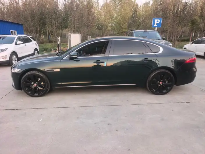 Jaguar XFL 2024 Model 2.0T P250 2WD Exclusive Deluxe Edition