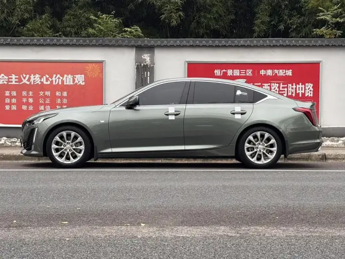 Cadillac CT5 2022 Model 28T Luxury Model Standard Edition