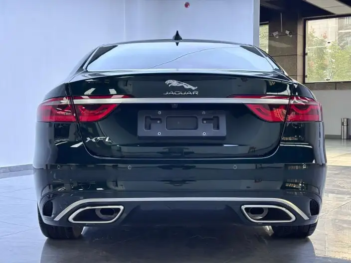 Jaguar XFL 2025 Model 2.0T P250 2WD Exclusive Deluxe Edition – фото 5
