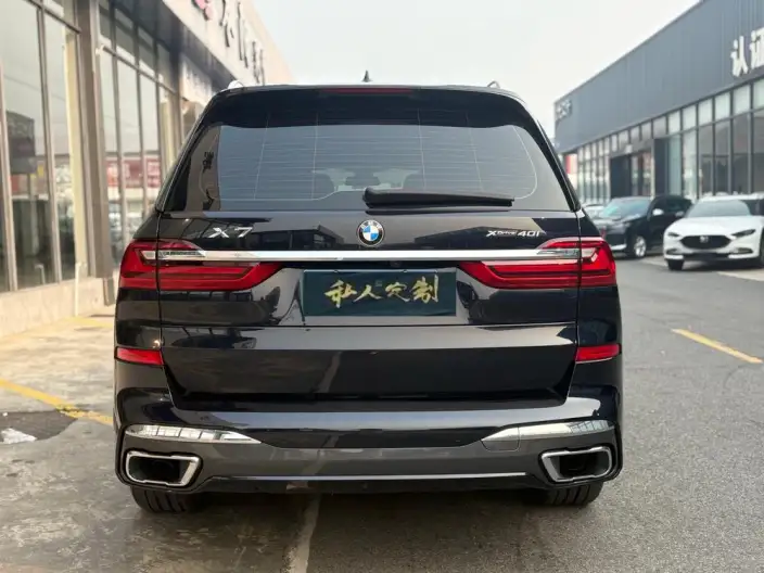 BMW X7 2022 Model xDrive40i Exclusive Model Luxury Set – фото 5