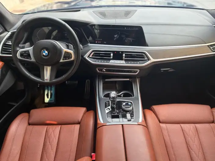BMW X7 2022 Model xDrive40i Exclusive Model Luxury Set – фото 10