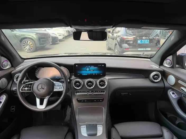 Mercedes-Benz GLC 2022 Model Facelift GLC 300 L 4MATIC Dynamic Model Collector Edition – фото 5