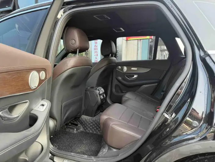 Mercedes-Benz GLC 2022 Model Facelift GLC 300 L 4MATIC Dynamic Model Collector Edition – фото 8