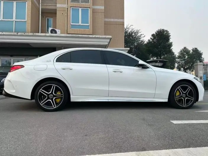 Mercedes-Benz C-Class 2022 Model C 200 L Sports Edition – фото 6