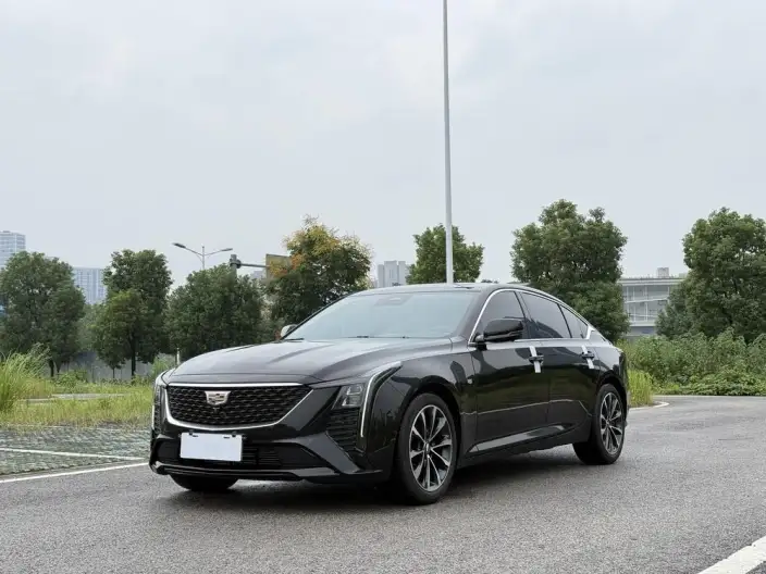 Cadillac CT5 2025 Model 28T Lincoln Town Sports Edition